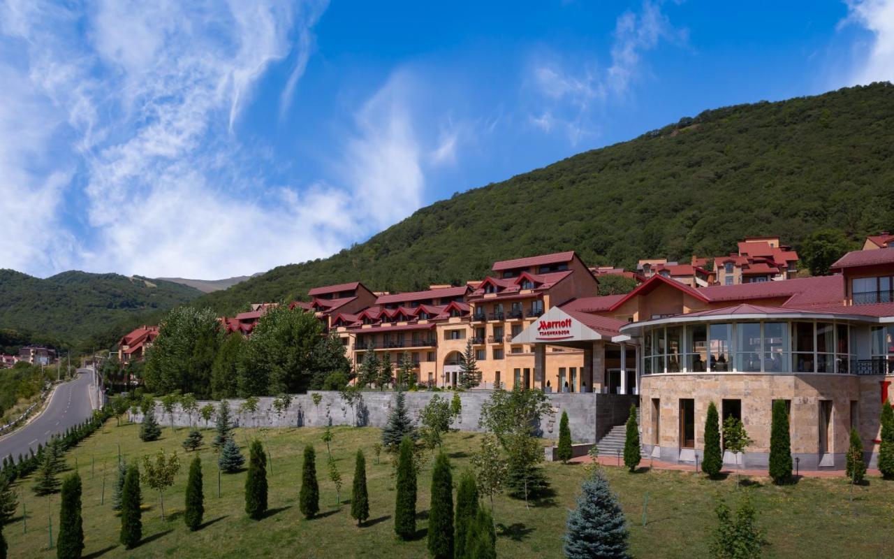 Tsaghkadzor Marriott Hotel Exterior photo